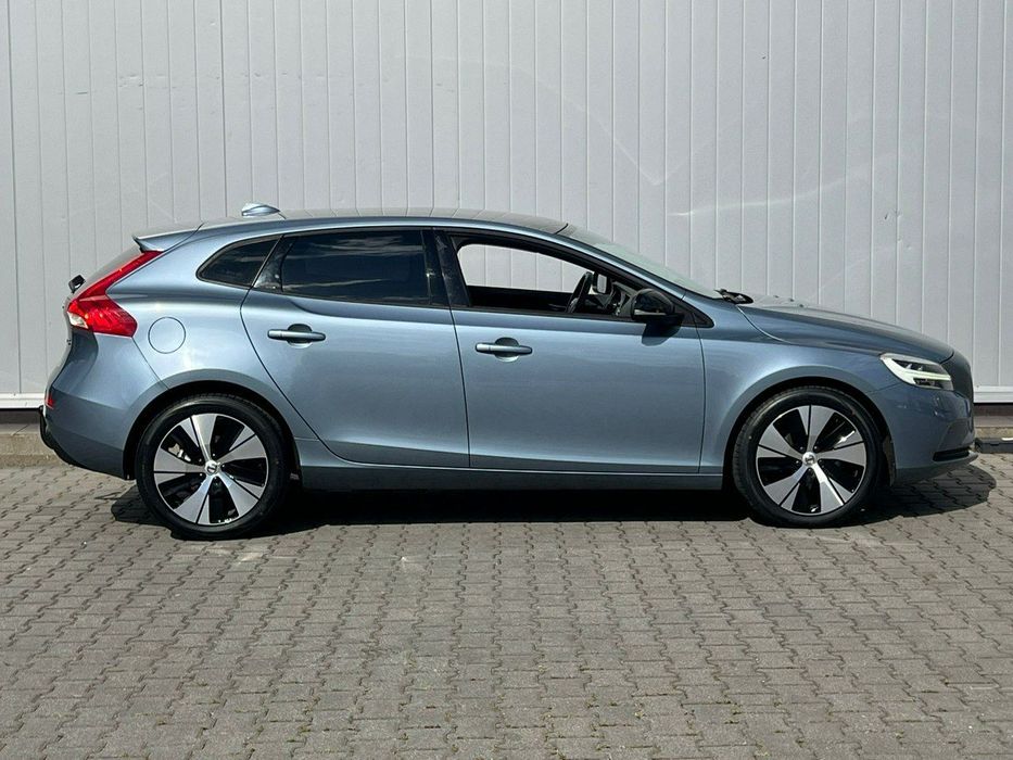 Volvo V40 Bezwypadkowy Oryginalny Lakier Gwarancja 1 Rok