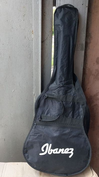 Гітара IBANEZ з чохлом.