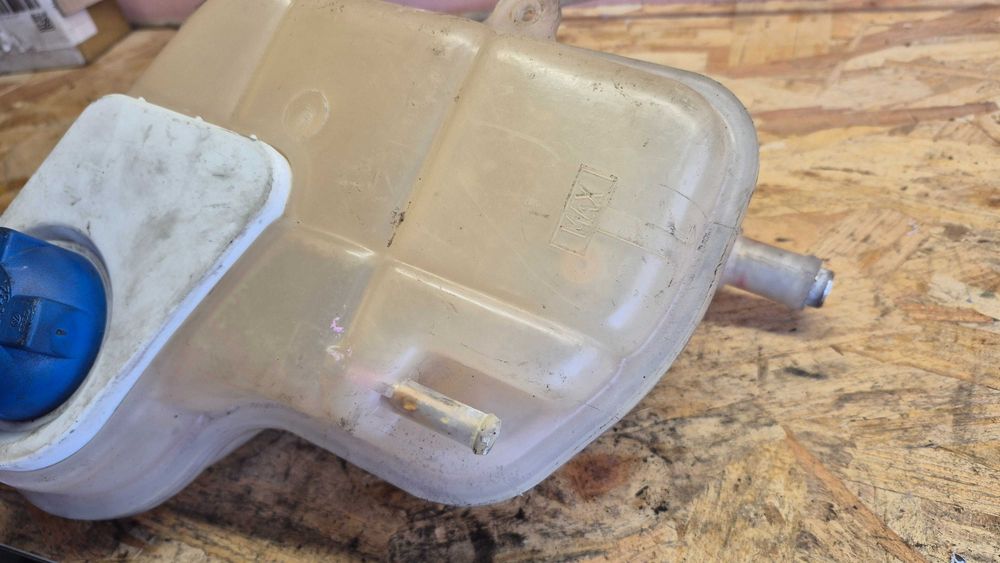 AUDI A4 B5/A6/PASSAT B5 ETC - Vaso de Expansão Original 8D0121,403C