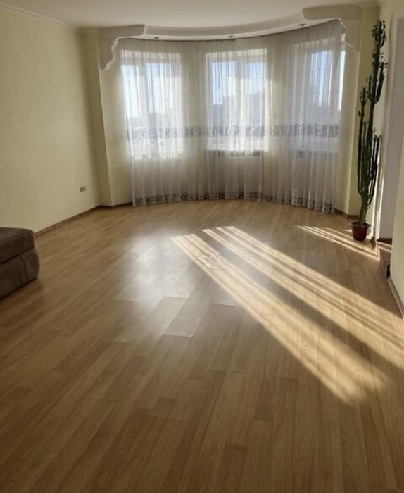 Продаж 2 кімнатної квартири на Східному