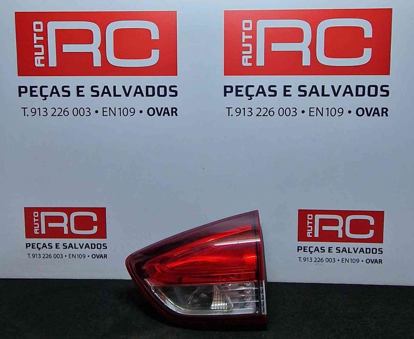 Farolim da Mala Direito - RENAULT CLIO IV