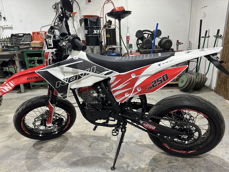 Продам новый мотоцикл KOVI JN250