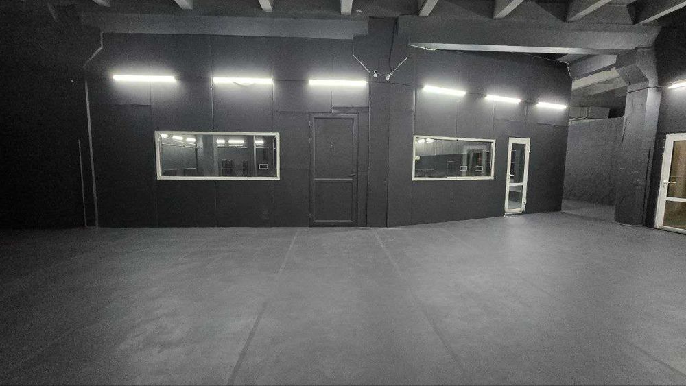 340 кв.м. Аренда большого зала для тренингов, конференций м. Минская