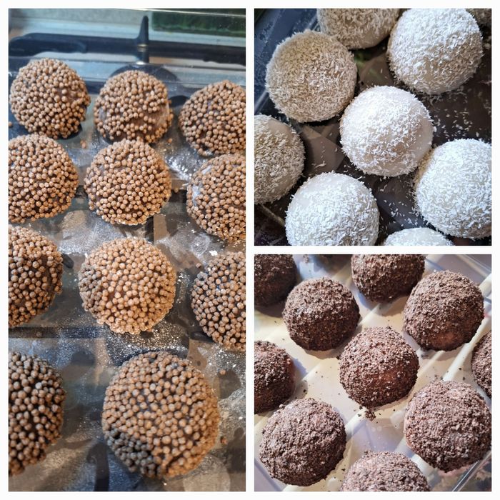 Японский десерт моти.