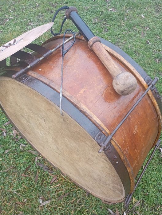 Бубин з тарілкою 2000грн.