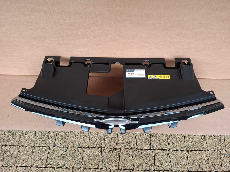 opel mokka b lift 2024> grill atrapa