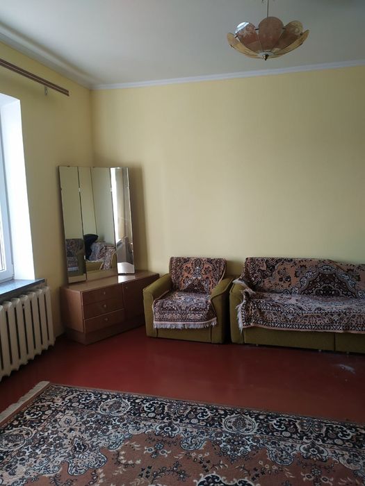 Продам частину будинку р-н 18 школи