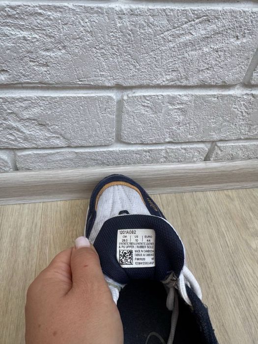 Кросівки Asics GEL-1090
