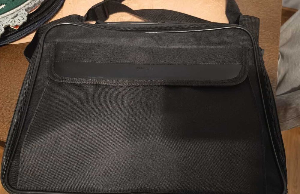 Laptop LGE51 LG E510 Sprawny