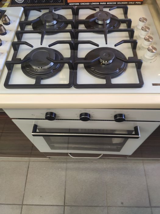 Комплект газовая поверхность  духовой электрический шкаф Турция