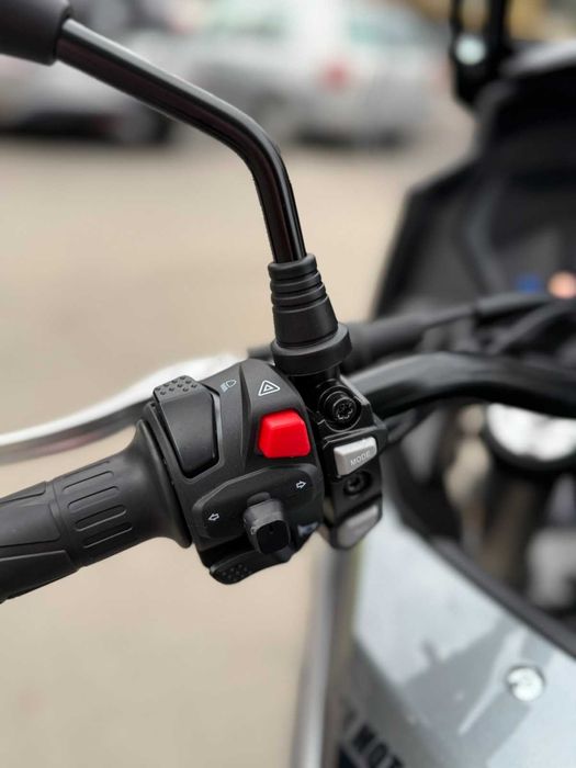 Мотоцикл CYCLONE RX401 (Без кофрів)