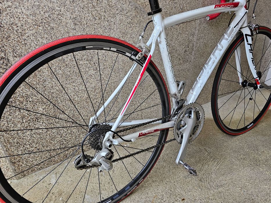 Bicicleta de ciclismo de estrada