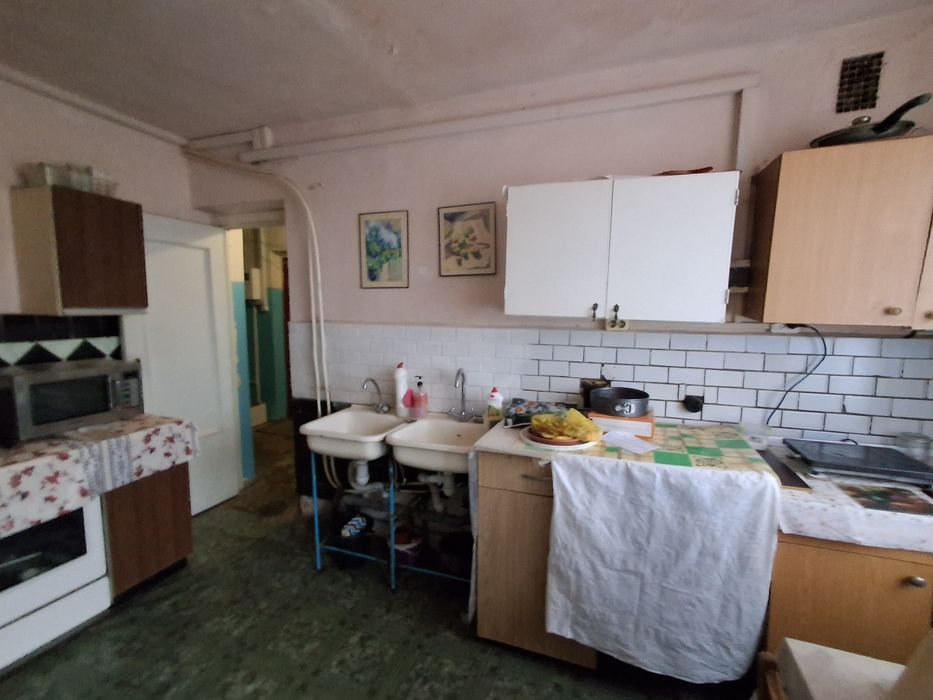 Продаж кімнати в гуртожитку.