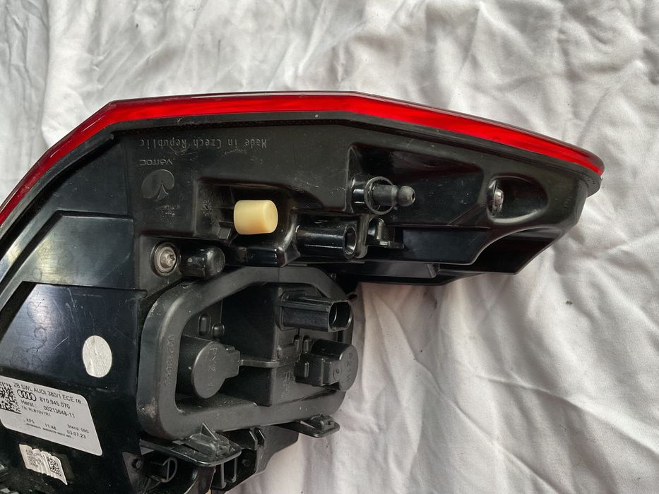 farolim Audi A3 (direito) Referência- 8Y0.945.070