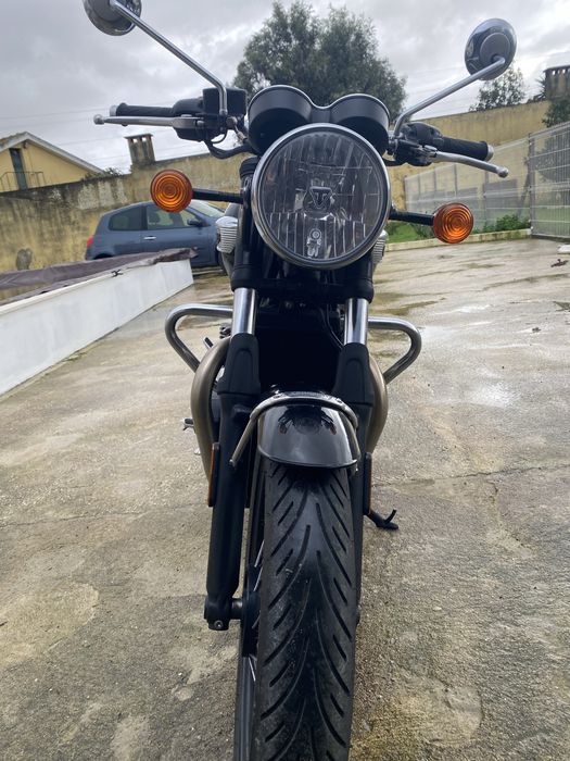 Triumph Bonneville T100