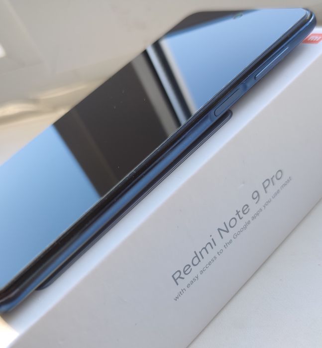 смартфон Redmi Note 9 Pro
