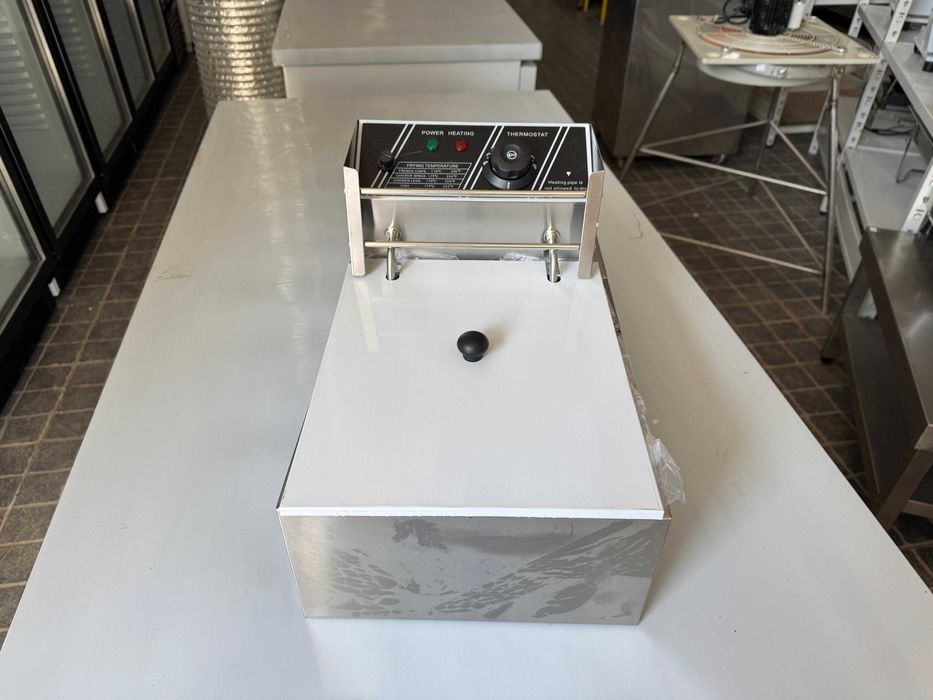 ACM1604 - Fritadeira Elétrica Pequena 6L- NOVA