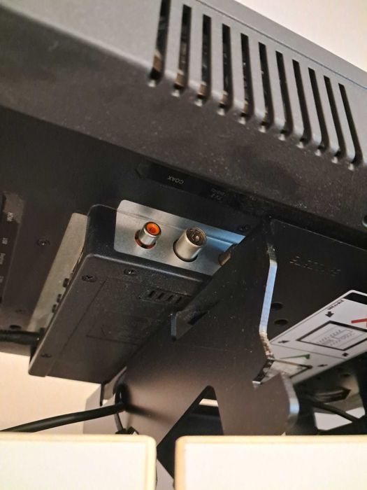 Sprzedam tv do volvo