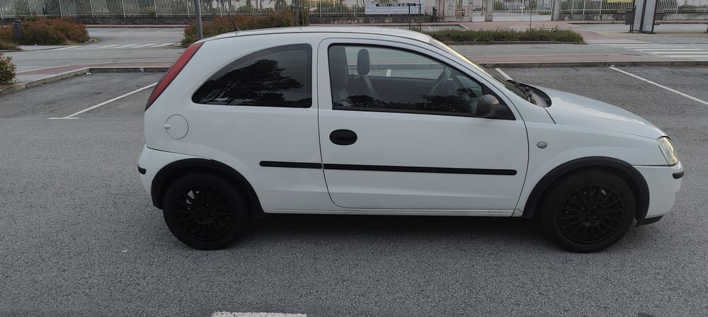Opel Corsa carrinha