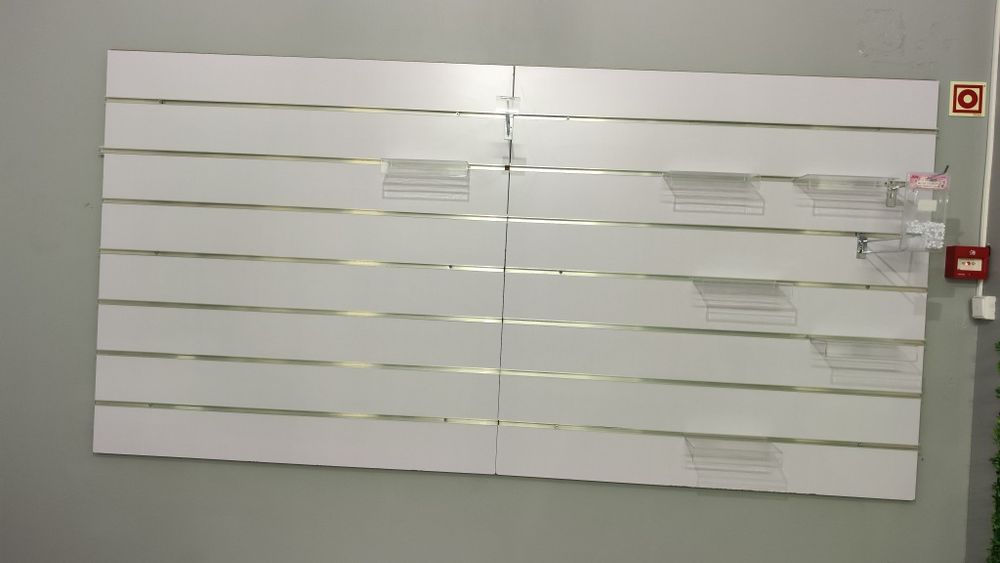 Vendo  painél branco