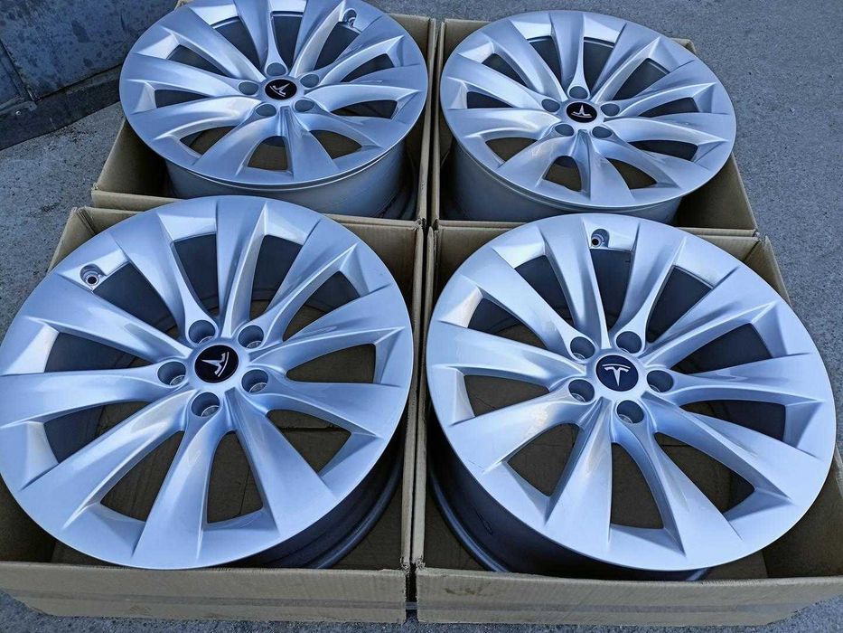 Oryginał felgi 20cali Tesla model X 5x120 nr2165