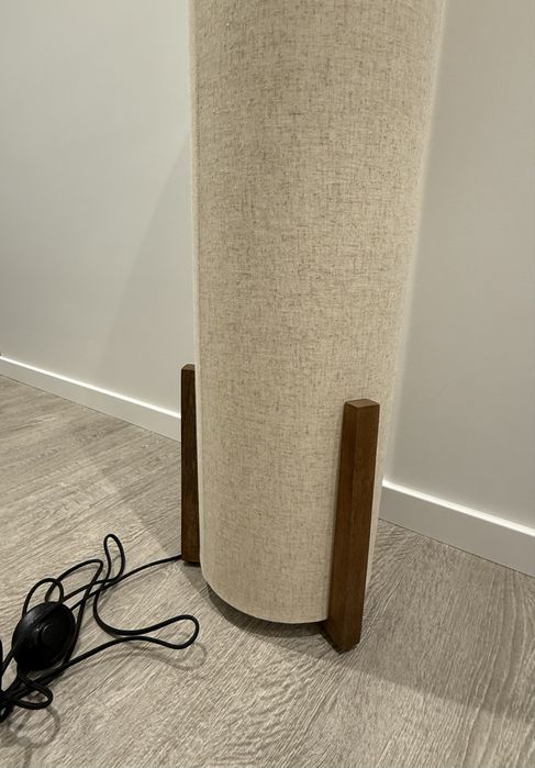 Candeeiro de Pé Ingo – El Corte Inglés (NOVO, com etiqueta)