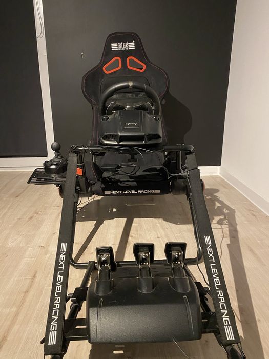 Kierownica Logitech G920+shifter i krzeslo next level racing Dąbrówka ...