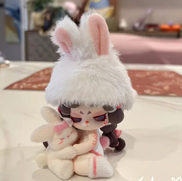 Разные коллекционные фигурки