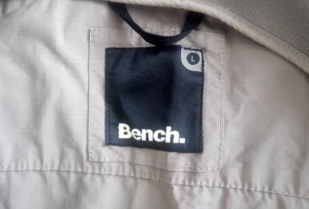 Куртка чоловіча Bench
