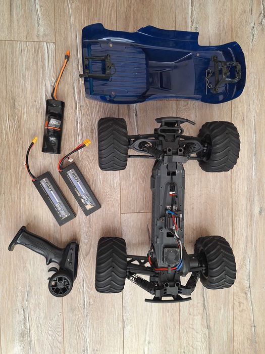 Samochód RC Arrma Gorgon komplet super stan obudowa Traxxas