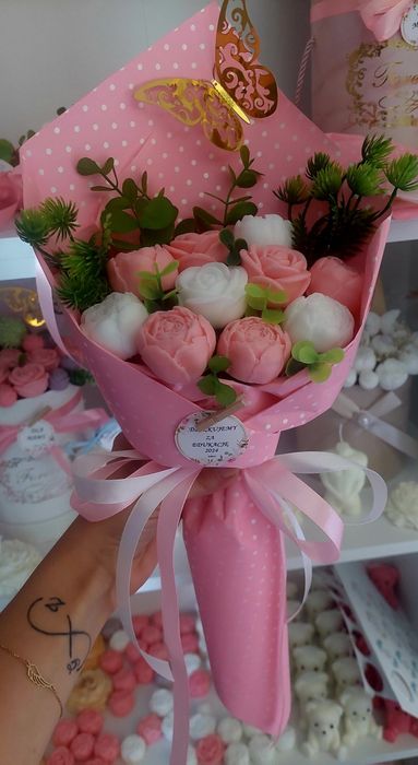 Duzy bukiet mydlany na zakończenie roku szkolnego