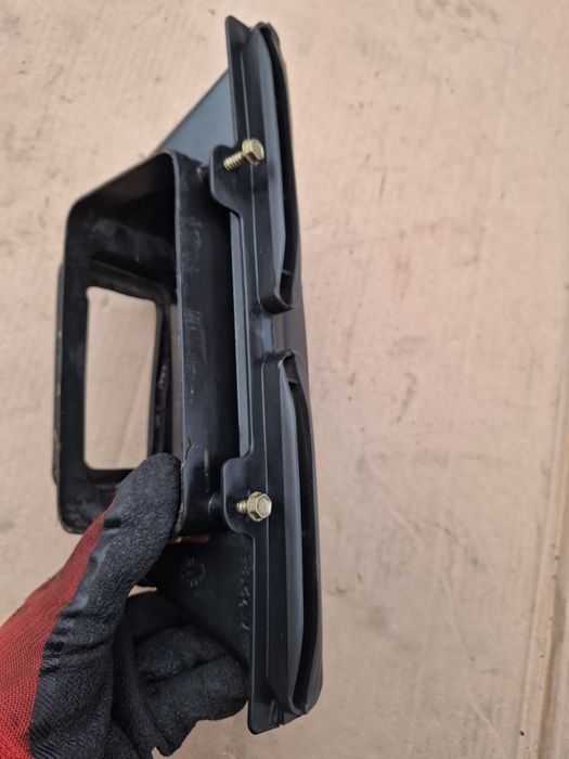 Kierownica nawiewu nawiewu szyby Fiat 126p Maluch