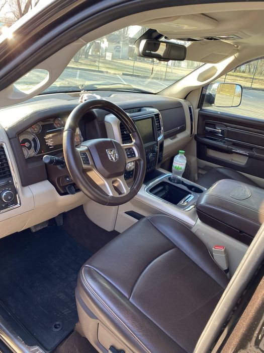 RAM 1500 Latamie Long Horn
