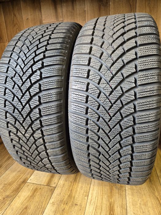 235/45/18 Bridgestone Para zima 8mm 2022r
