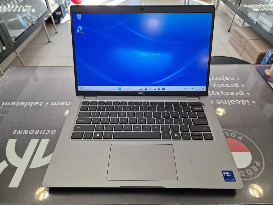 DELL LATITUDE 5450/ Ultra 5 135H 3.60 GHz/ 16GB/ 256GB/ gw 11/2028/ A+