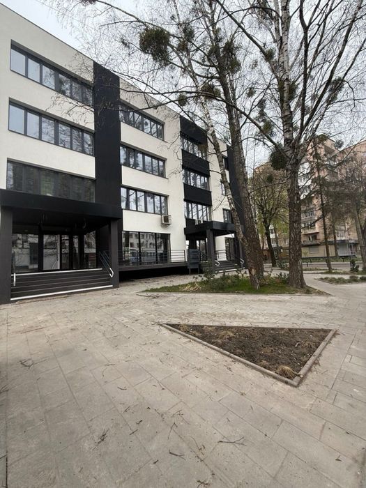 Продається комерційна нерухомість у самому центрі Рівного – готове рішення для вашого бізнесу - View 3