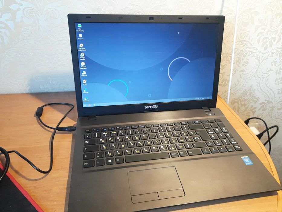 тонкий ноутбук, швидкий, SSD + hdd