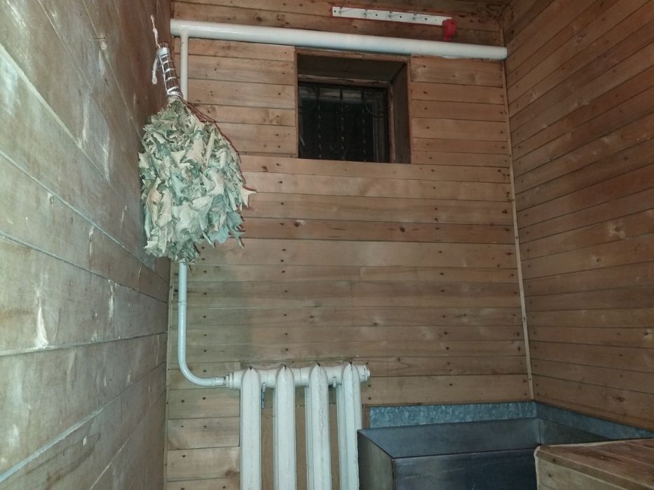 продам  дом и участок в самом центре Б-долины  для жилья и для бизнеса