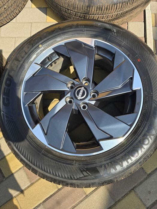Оригінальні диски нісан 235/60/r18, стан ідеальний, резина йокогама + оригінальні датчики тиску, резина з пробігом 4тис.км