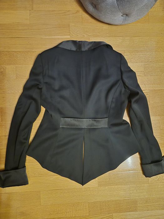 RICCOVERO nowa czarna marynarka smokingowa damska z wełną r. 40-42