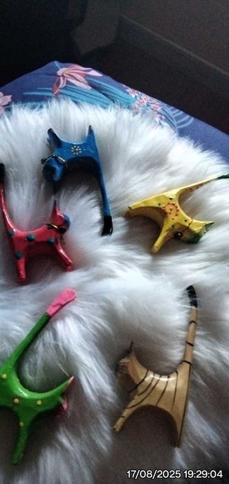 DECORAÇao  Miniaturas madeira   GATINHOS