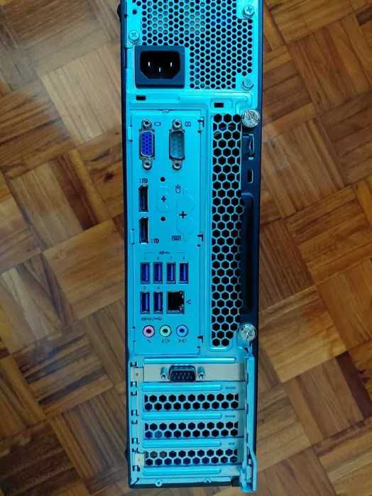Lenovo thinkcenter M900