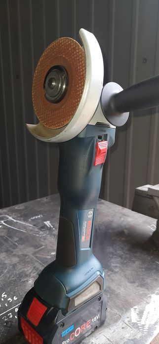 Bosch GWS 18V 10