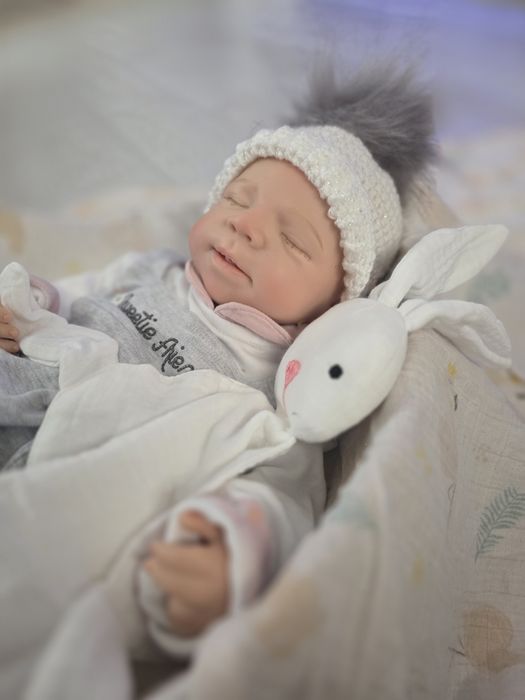 Bebé Reborn Menina Realista Silicone Sólido Completo 45 cm