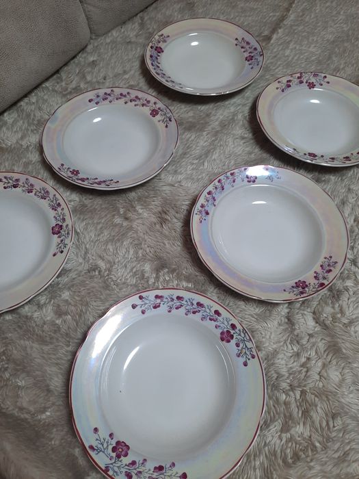 Тарелки Коростенского фарфорового завода