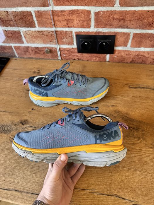 Hoka Challenger ATR 6