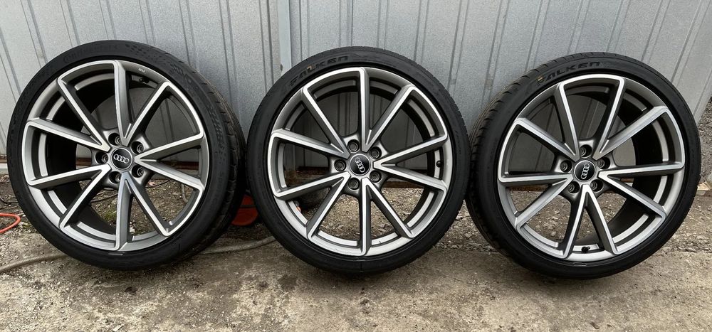 FELGI 5X112 19 8W0601025 bd AUDI RS 8,5Jx19H2 ET40 *