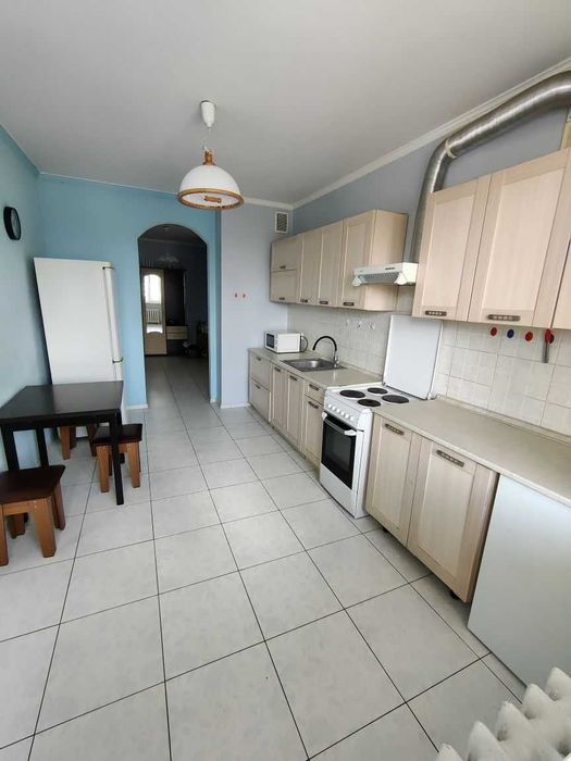 2-к квартира з ремонтом,ЦЕНТРАЛІЗОВАНЕ опалення,  74м2