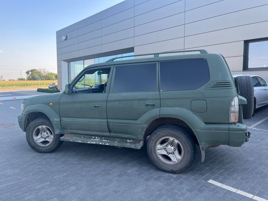 Toyota Land Cruiser Prado 90