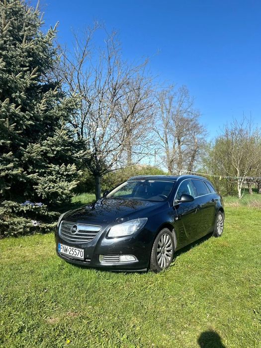 Opel Insignia Opel insignia A 2.0 Biturbo 194km automat 4X4 xenon.  Uszkodzony silni